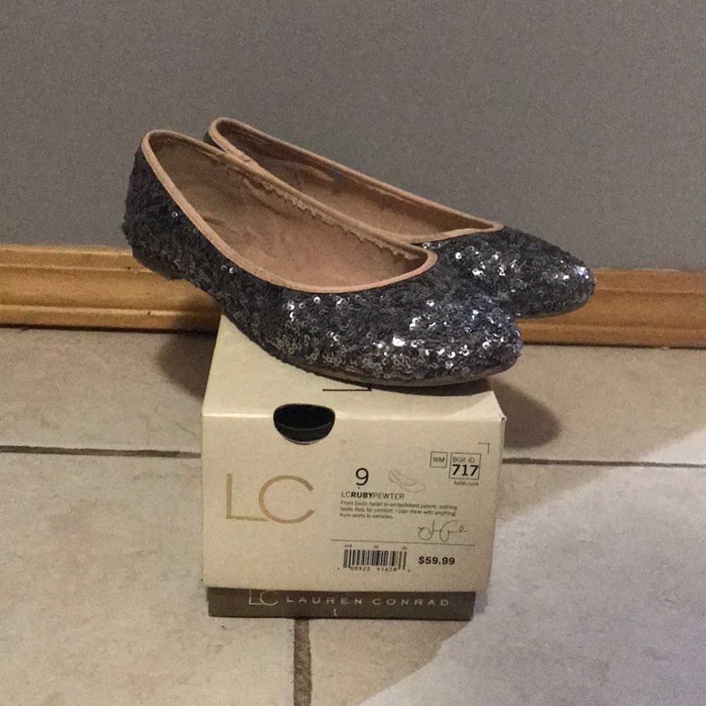 Lauren Conrad embellished flats - Picture 1 of 3